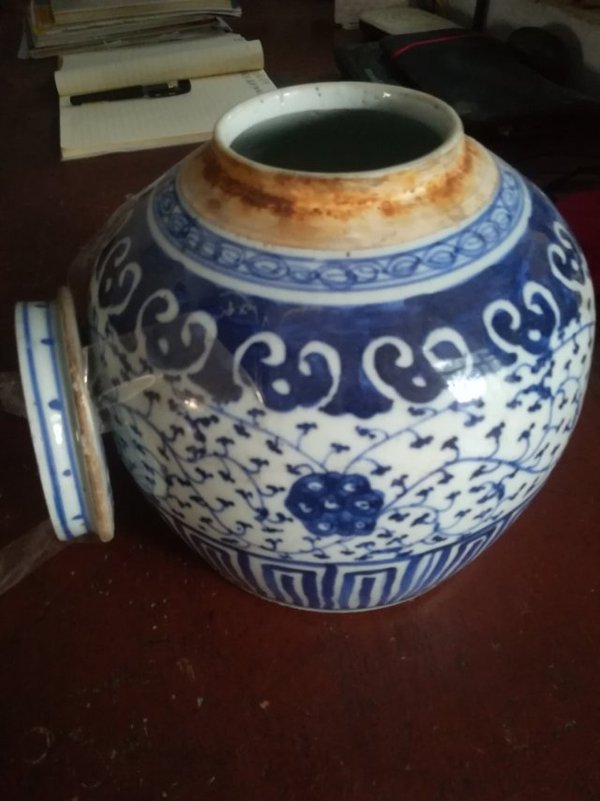 古玩陶瓷青花纏枝蓮罐拍賣,當前價格4666元