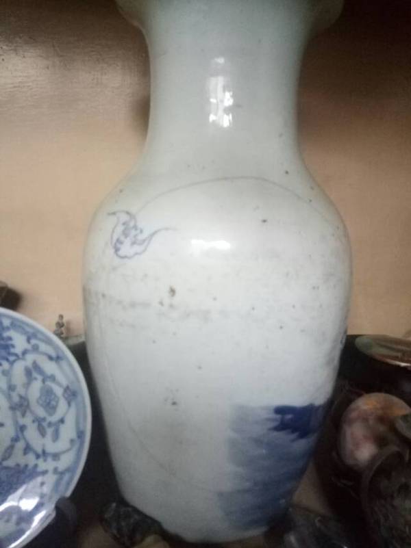 古玩陶瓷清代早期青花陶淵明愛菊圖觀音瓶拍賣,當前價格3666元