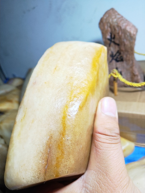 古玩玉器新疆金絲玉拍賣,當前價格500元