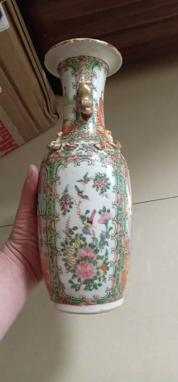 古玩陶瓷廣彩瓶拍賣,當前價格2800元