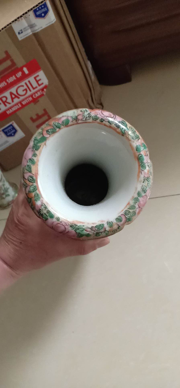 古玩陶瓷廣彩瓶拍賣,當前價格2800元