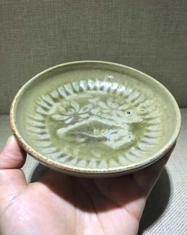 古玩陶瓷元耀州窯青釉印花盤拍賣,當前價格3800元