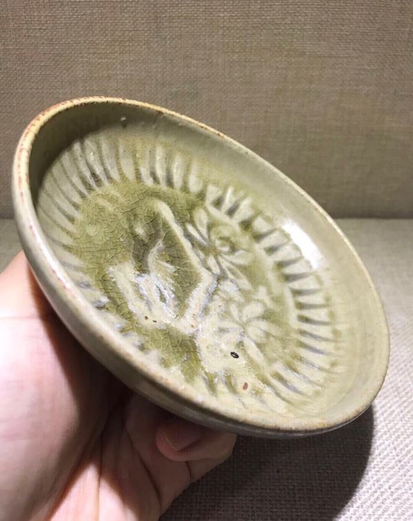 古玩陶瓷元耀州窯青釉印花盤拍賣,當前價格3800元