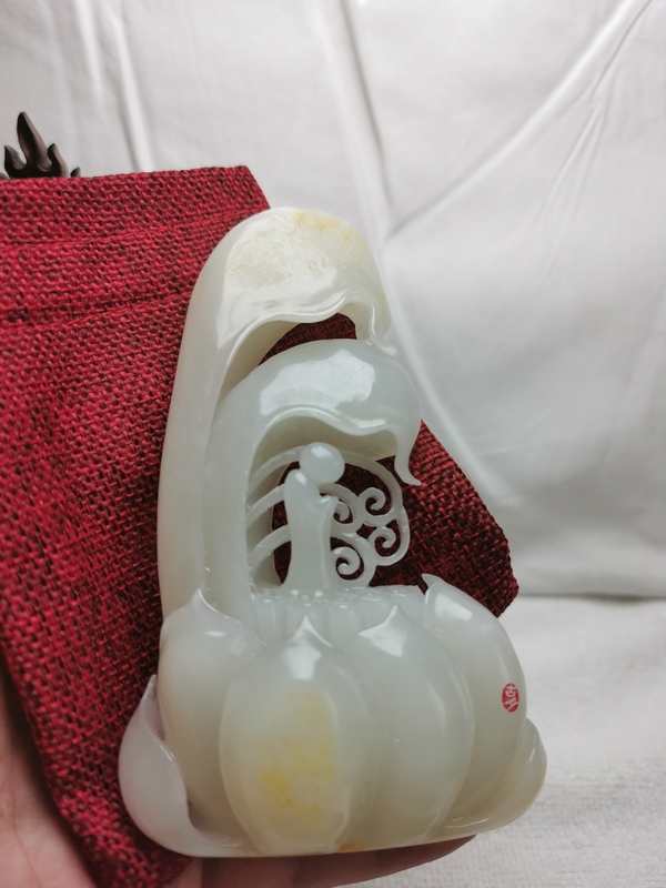 古玩玉器蓮花悟禪拍賣(mài)，當(dāng)前價(jià)格3666元