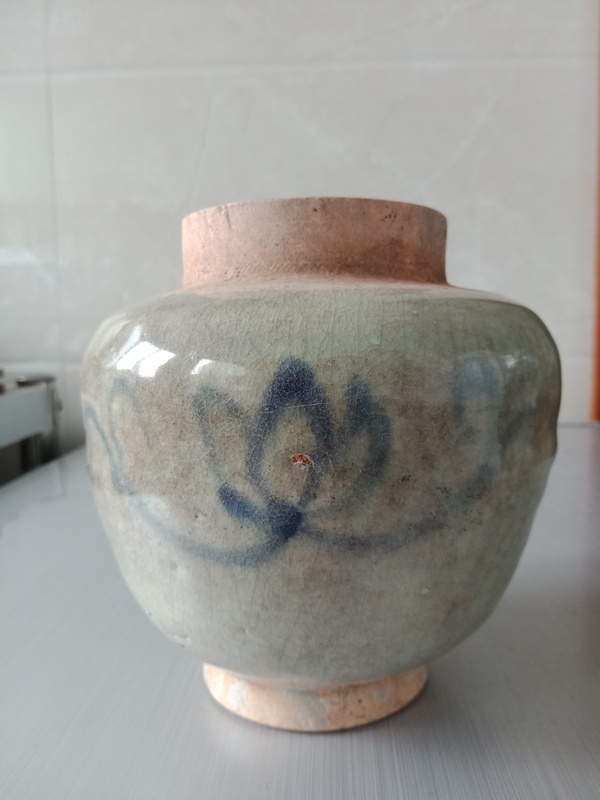 古玩陶瓷清早中期青花鳳鳥(niǎo)蓮花紋罐拍賣(mài),當(dāng)前價(jià)格1200元