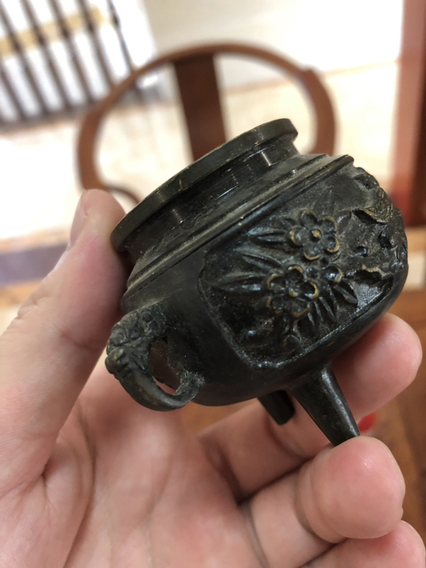 古玩陶瓷民國銅爐一對拍賣,當前價格0元
