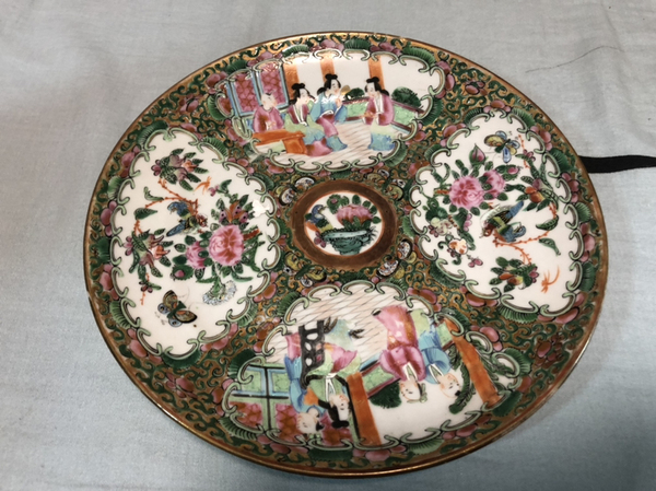古玩陶瓷清晚期廣彩描金開(kāi)窗人物盤(pán)拍賣(mài),當(dāng)前價(jià)格1698元