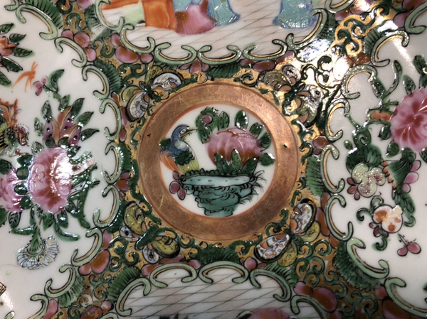 古玩陶瓷清晚期廣彩描金開(kāi)窗人物盤(pán)拍賣(mài),當(dāng)前價(jià)格1698元