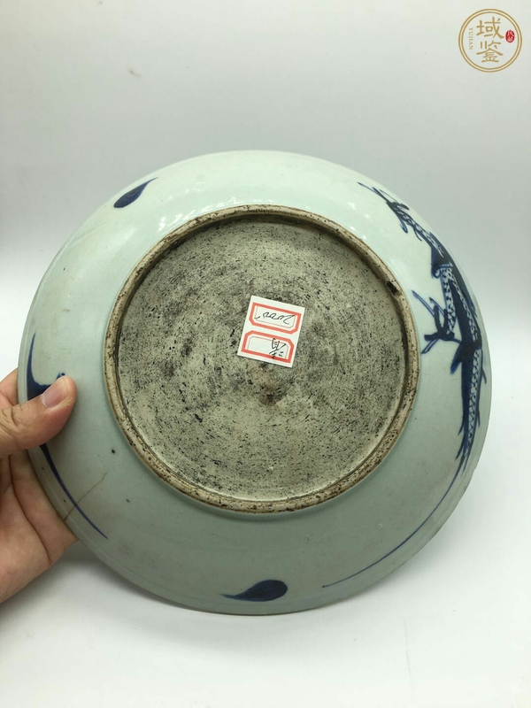 古玩陶瓷雍乾·青花過墻龍紋盤真品鑒賞圖