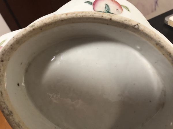 古玩陶瓷晚清粉彩人物紋供盤拍賣，當(dāng)前價格2000元