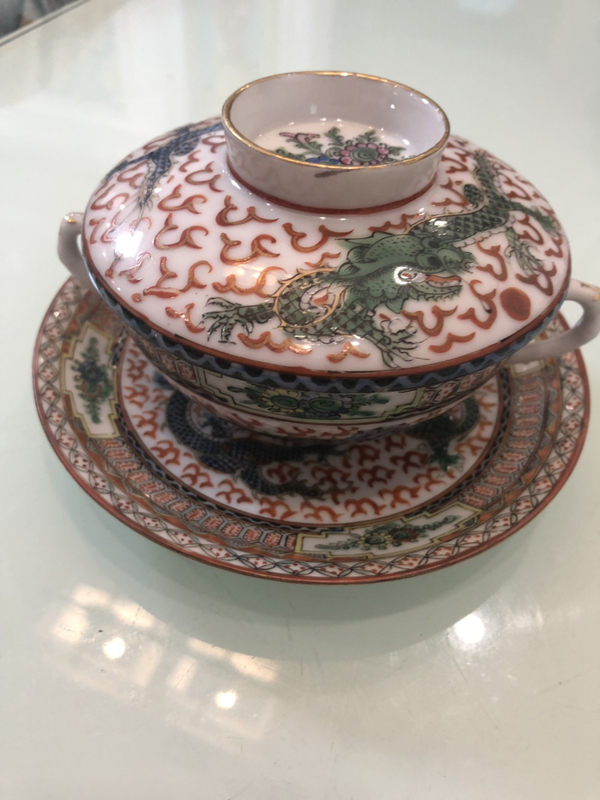 古玩轉(zhuǎn)賣粉彩杯碟拍賣，當(dāng)前價格159元