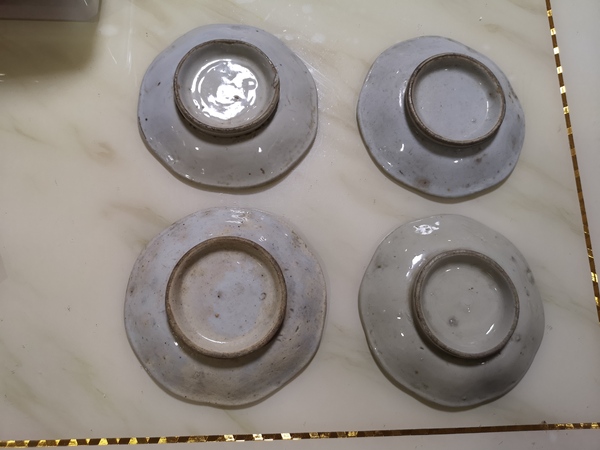古玩陶瓷花卉紋彩繪盤拍賣,當前價格398元