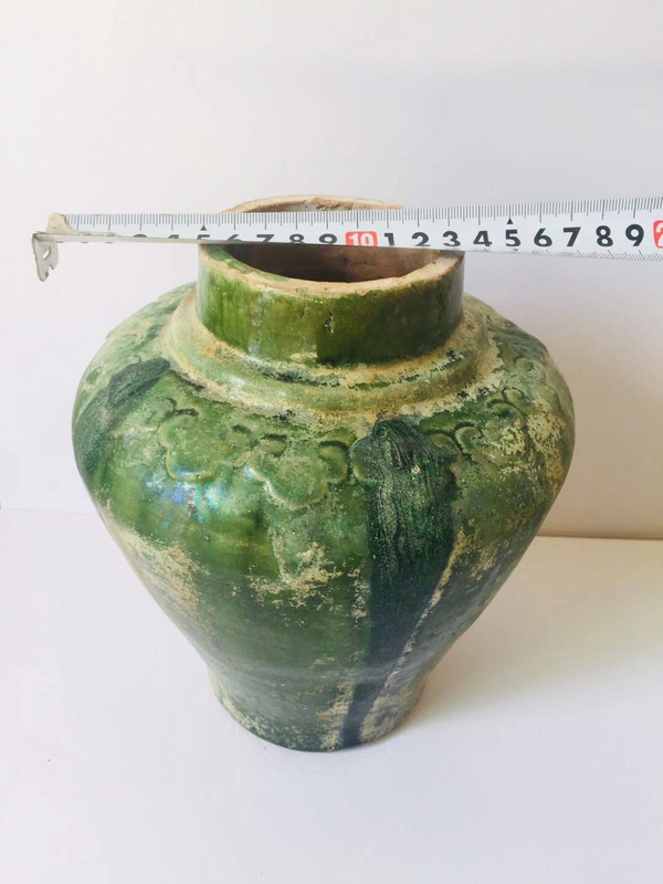 古玩陶瓷精美少見紋飾明代綠釉罐(老師估價(jià)大幾千)拍賣,當(dāng)前價(jià)格0元
