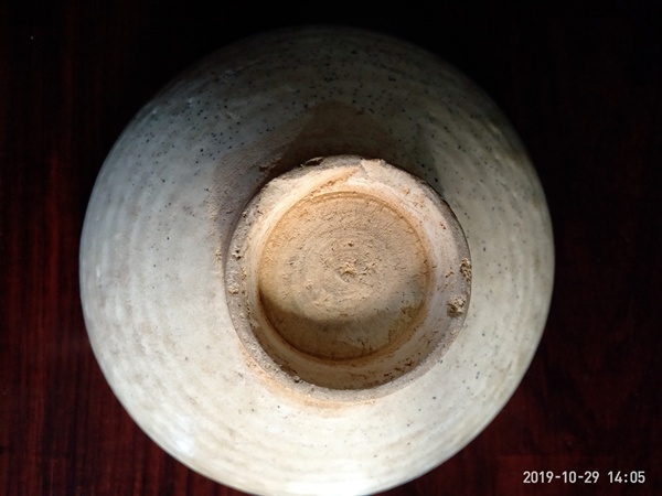 古玩陶瓷白釉印花卉紋碗拍賣，當前價格1880元