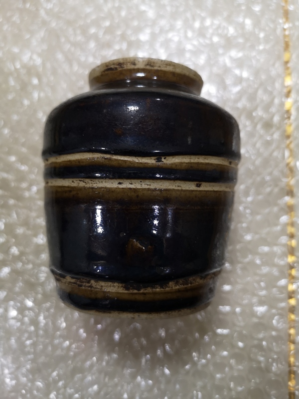 古玩陶瓷黑釉罐拍賣,當(dāng)前價(jià)格350元
