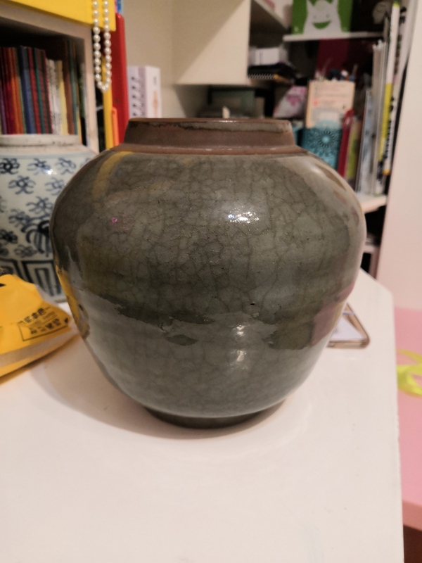 古玩陶瓷青瓷罐拍賣,當前價格1800元