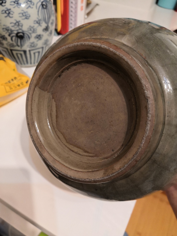 古玩陶瓷青瓷罐拍賣,當前價格1800元