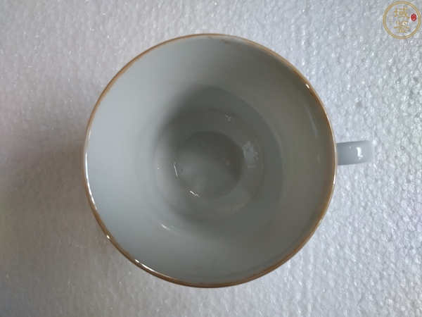 古玩陶瓷彩繪人物荷合二仙紋手把杯拍賣,當前價格88元