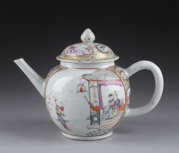 古玩陶瓷清乾隆·廣彩開光人物故事紋茶壺拍賣,當(dāng)前價(jià)格3500元