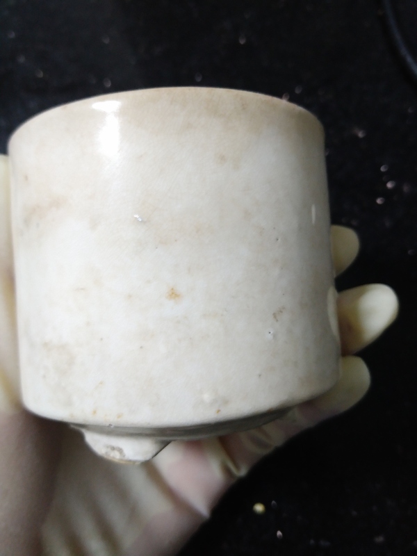 古玩陶瓷白釉香爐拍賣,當前價格1200元