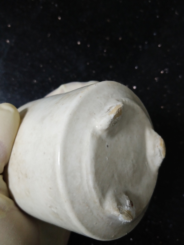 古玩陶瓷白釉香爐拍賣,當前價格1200元
