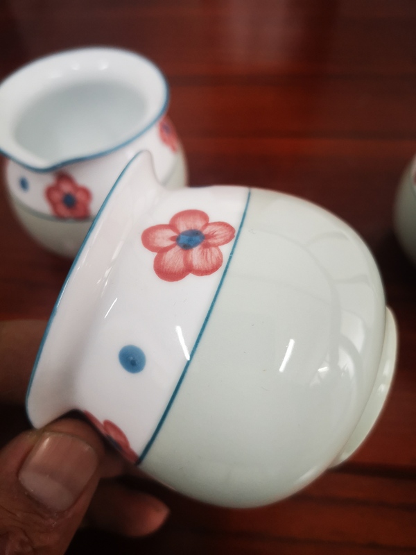 古玩陶瓷茶具一組拍賣,當前價格150元