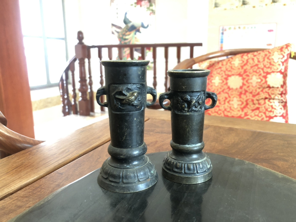 古玩陶瓷民國(guó)銅香筒一對(duì)拍賣(mài),當(dāng)前價(jià)格300元