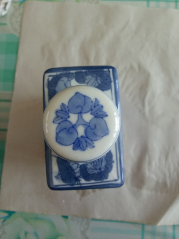 古玩陶瓷【創匯】人物茶葉罐拍賣,當前價格299元