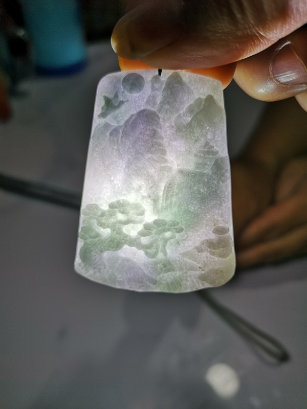 古玩玉器山水牌子拍賣,當前價格450元