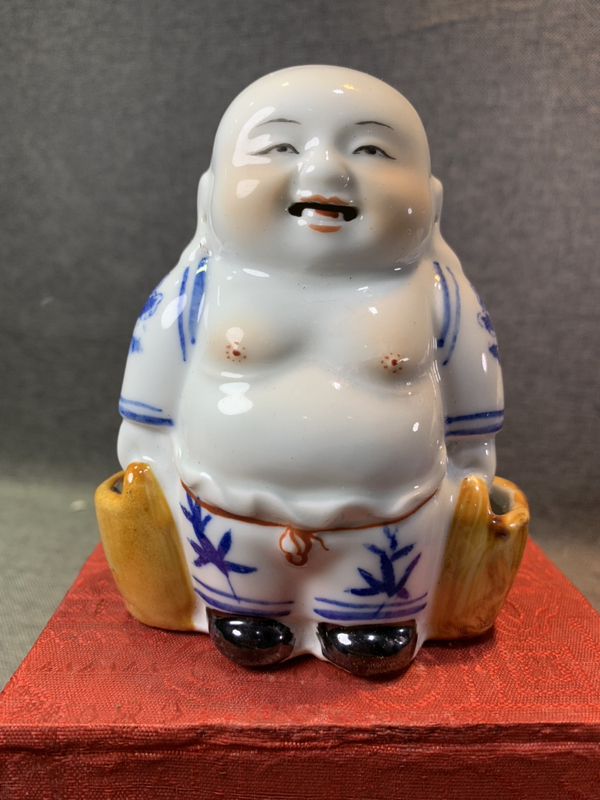 古玩陶瓷【紫煙閣】和尚擺件拍賣,當(dāng)前價格98元