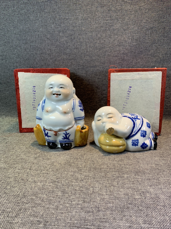 古玩陶瓷【紫煙閣】和尚擺件拍賣,當(dāng)前價格98元