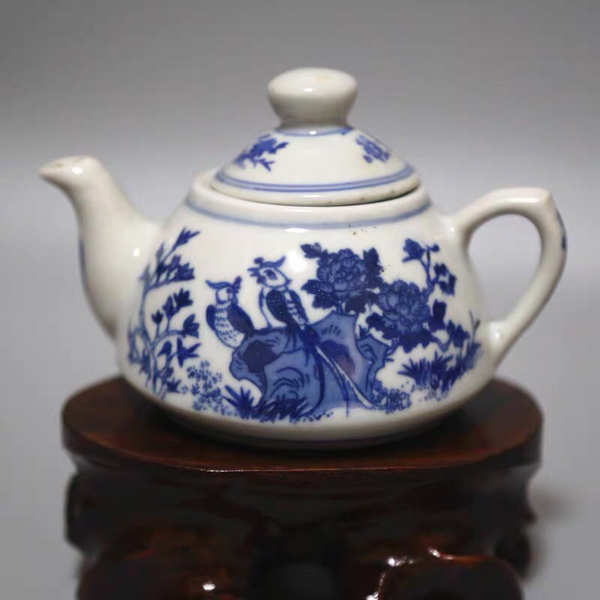 古玩陶瓷花鳥紋青花茶器一組拍賣,當前價格388元