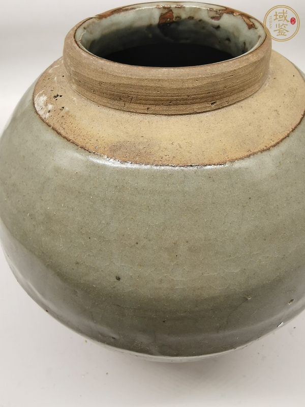 古玩陶瓷明晚·青釉罐真品鑒賞圖