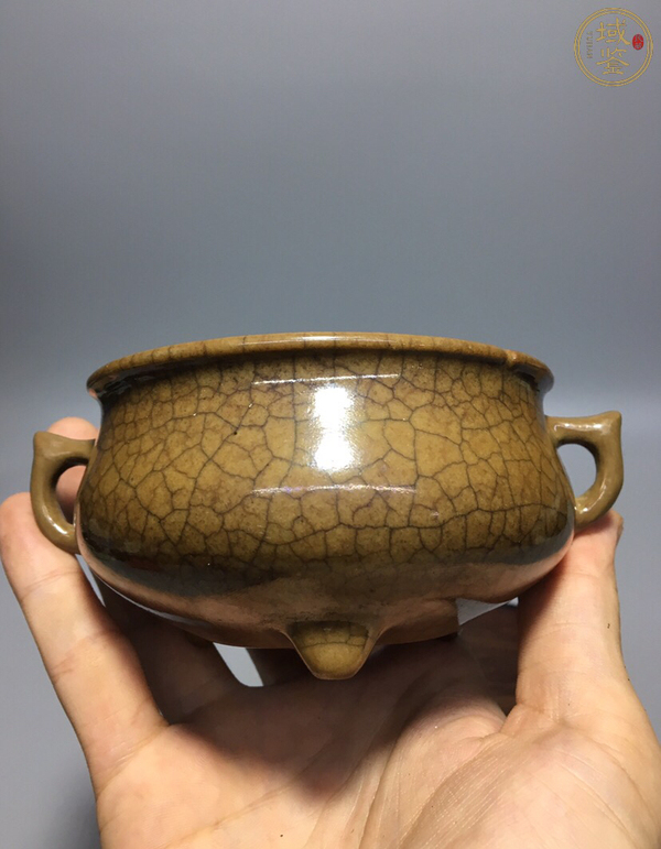 古玩陶瓷清乾隆哥釉三足雙耳爐拍賣,當前價格128000元