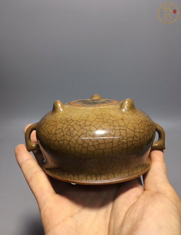 古玩陶瓷清乾隆哥釉三足雙耳爐拍賣,當前價格128000元