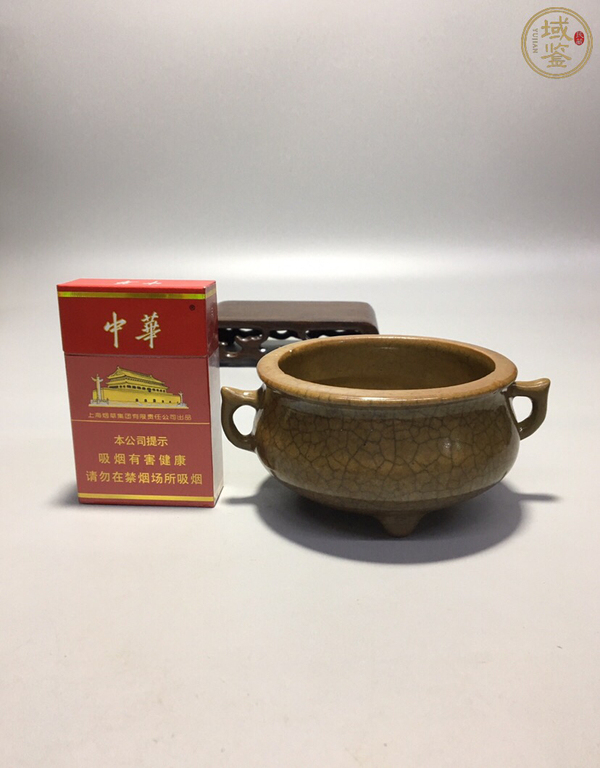 古玩陶瓷清乾隆哥釉三足雙耳爐拍賣,當前價格128000元