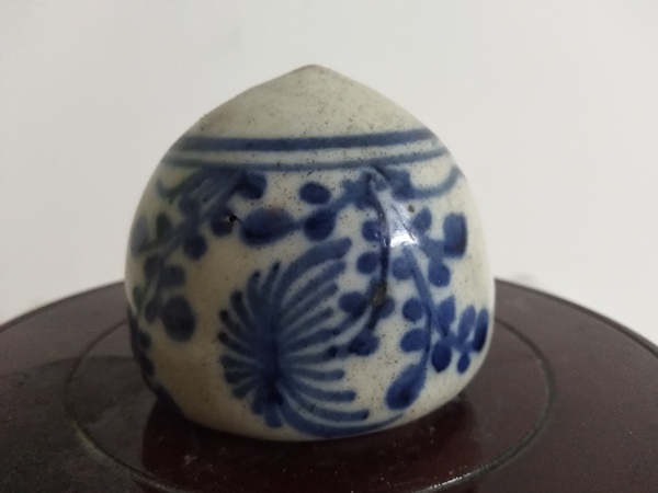 古玩轉(zhuǎn)賣清花卉紋青花鳥食罐拍賣，當(dāng)前價(jià)格999元