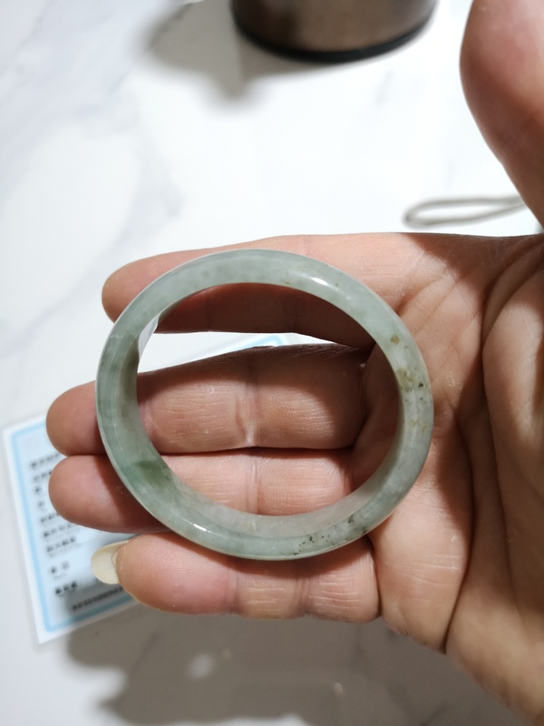 古玩玉器貴妃鐲子拍賣(mài),當(dāng)前價(jià)格850元