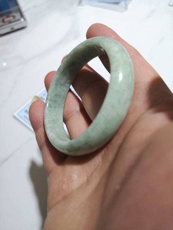 古玩玉器扁鐲子拍賣,當前價格680元