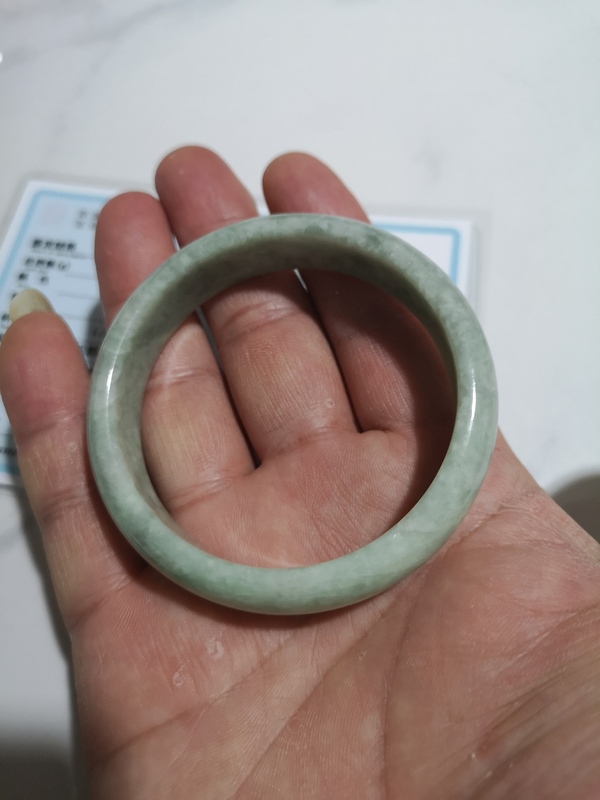 古玩玉器扁鐲子拍賣,當前價格680元