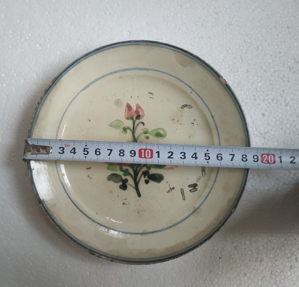 古玩陶瓷彩繪花卉紋盤拍賣,當(dāng)前價格168元