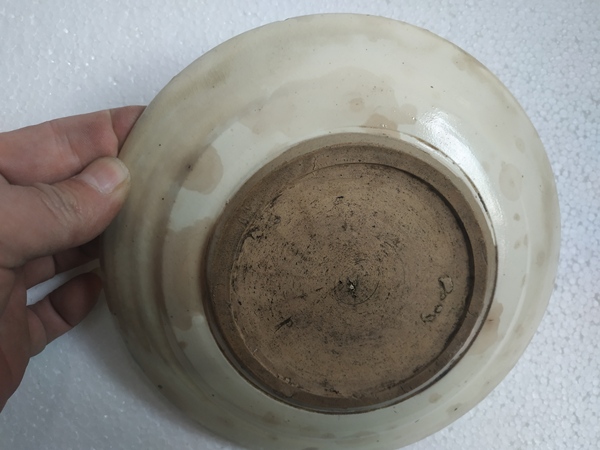 古玩陶瓷彩繪花卉紋盤拍賣,當(dāng)前價格168元