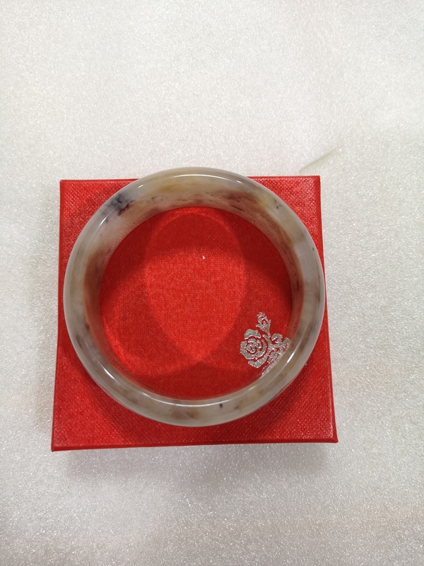 古玩玉器扁鐲子拍賣,當前價格398元
