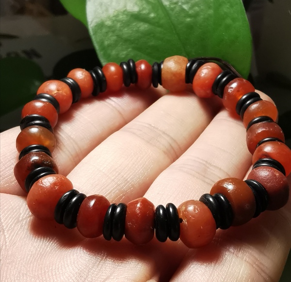 古玩玉器高古瑪瑙手鏈拍賣，當前價格688元