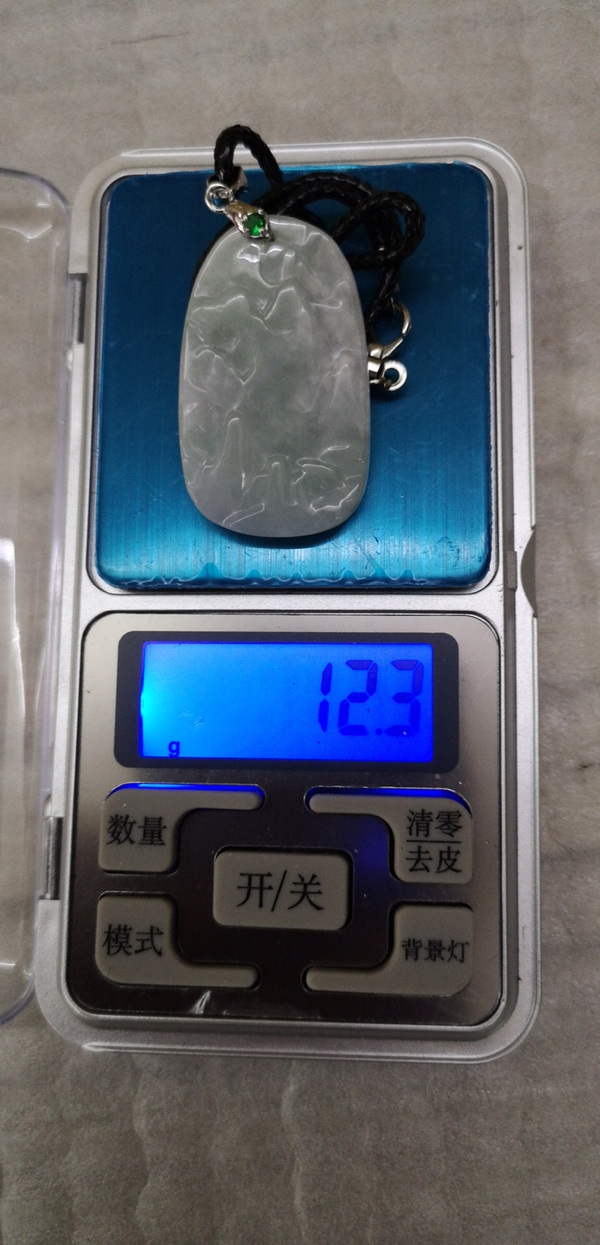 古玩玉器山水牌子拍賣，當(dāng)前價(jià)格298元