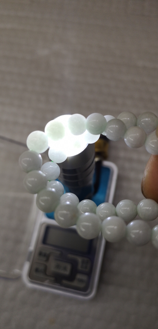 古玩玉器觀音拍賣,當前價格450元