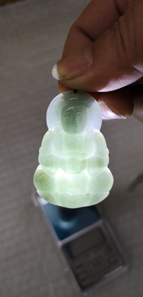 古玩玉器觀音拍賣,當前價格260元