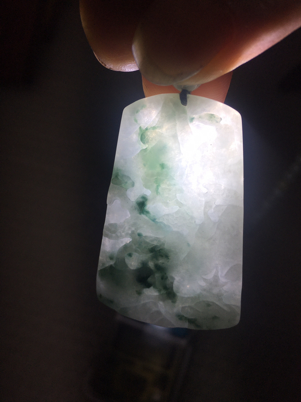 古玩玉器山水牌子拍賣,當前價格450元