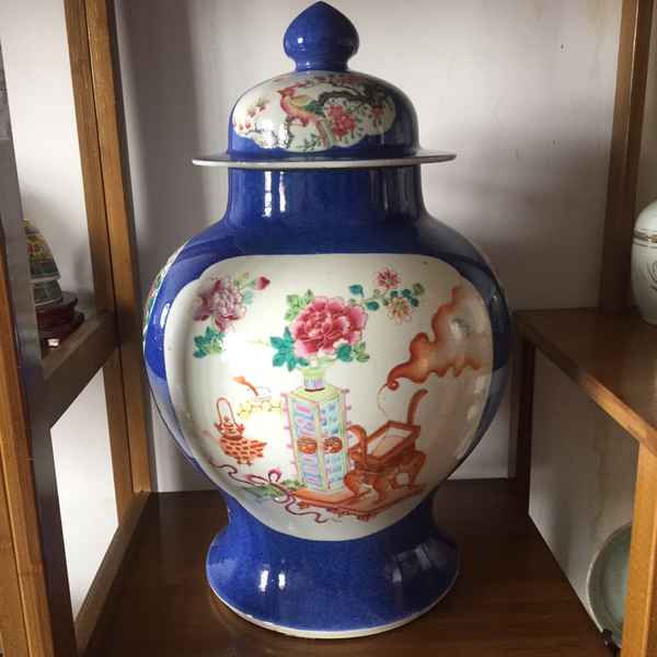 古玩陶瓷清光緒灑藍釉開光粉彩博古清供花鳥紋將軍蓋拍賣,當前價格38000元
