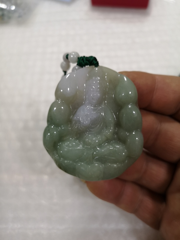 古玩玉器觀音拍賣(mài),當(dāng)前價(jià)格550元